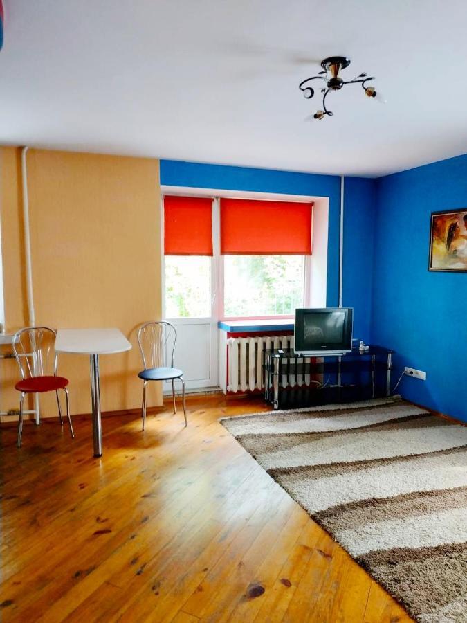"Центр Ж/Д" Apartment Rivne Exterior foto
